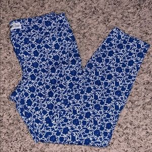 Old Navy Pixie Pant NWOT